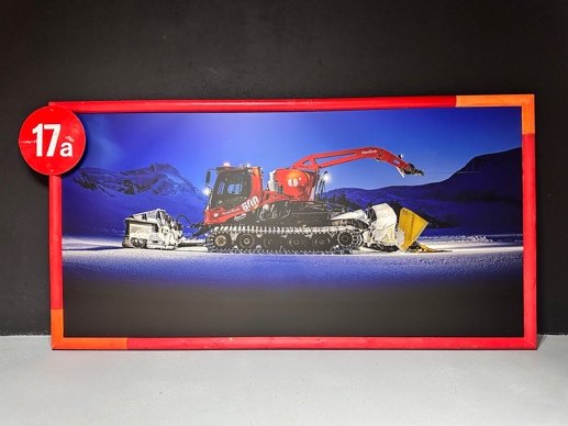 17a. Pistenbully vor dem Allalin, gerahmt, © Boris Ackermann